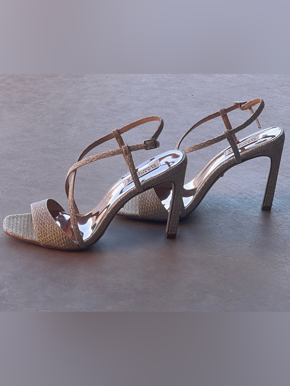 Badgley Mischka Metallic Shimmer Ankle Strap Evening Sandals Size 8
